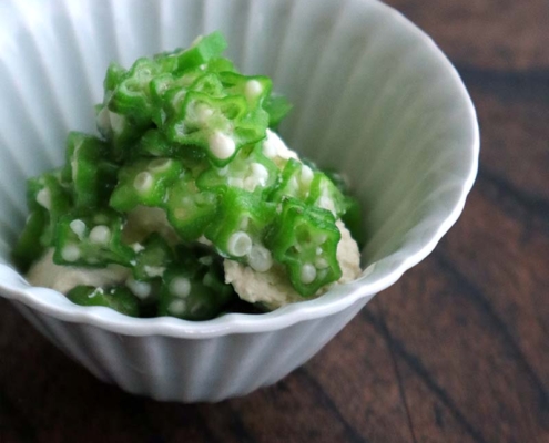 手作り豆腐オクラがけ