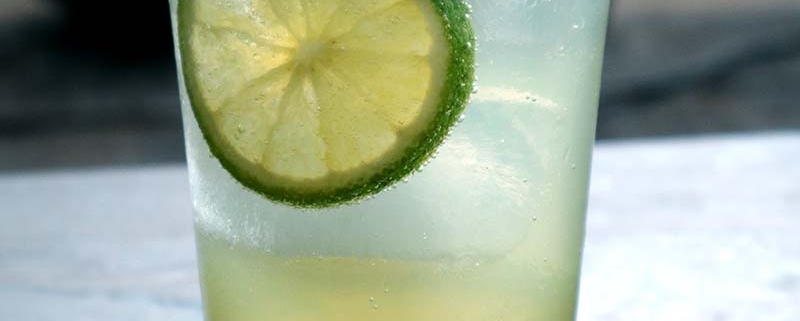 かぼすのはちみつ炭酸割り