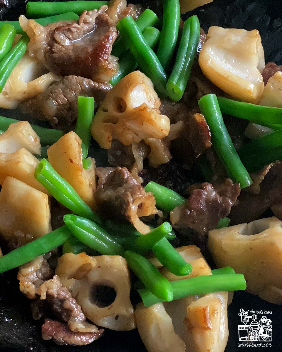 れんこんと牛こま肉のはちみつオイスター炒め蒸し