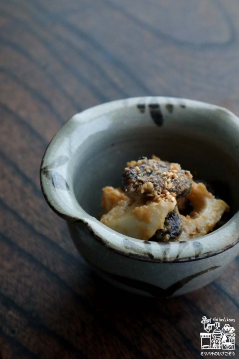 れんこんと焼きしいたけの胡麻和え