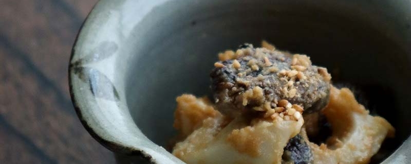 れんこんと焼きしいたけの胡麻和え