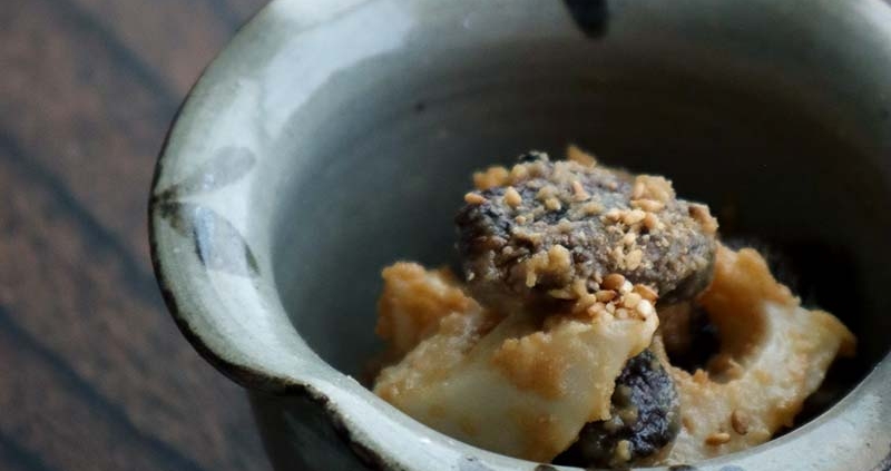 れんこんと焼きしいたけの胡麻和え